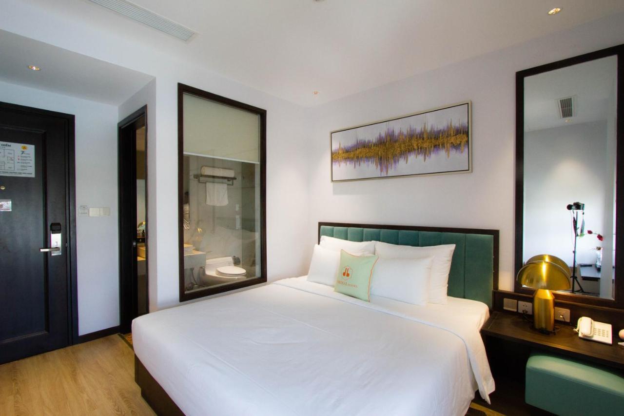 Cordial Grand Hotel Da Nang Beach - Infinity Rooftop Pool Εξωτερικό φωτογραφία
